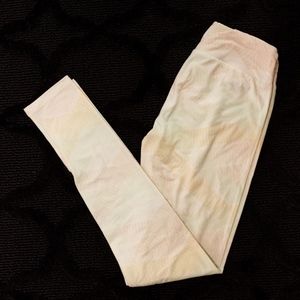 NWOT LuLaRoe Leggings OS